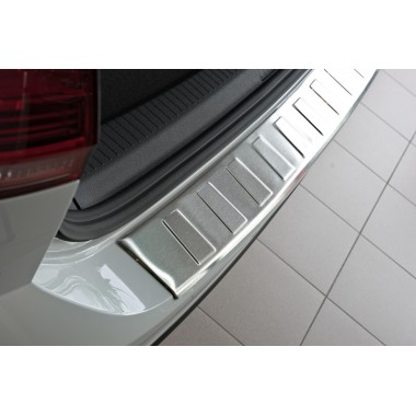 Накладка на задний бампер (матовая) BMW 3 F30 (2012-) бренд – Croni главное фото