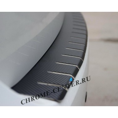 Накладка на задний бампер (carbon) Toyota Auris 5D (2013-) бренд – Alu-Frost (Польша) главное фото