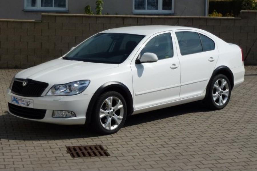 Арки skoda octavia. Skoda Octavia a5 FL. Шкода а5 2005.