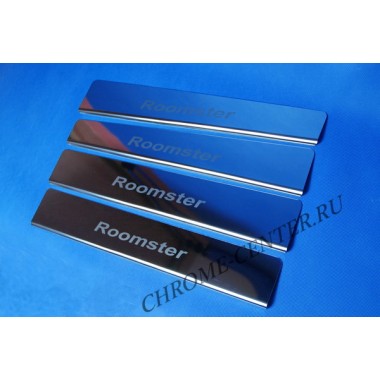 Накладки на пороги Skoda Roomster (2006-) бренд – Croni главное фото