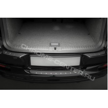 Накладка на задний бампер (carbon) VW Tiguan